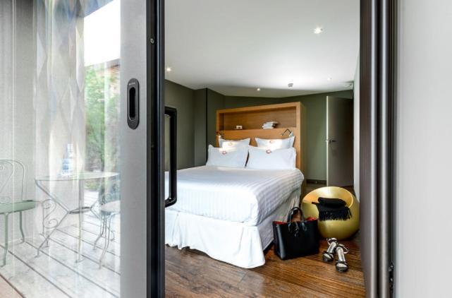 Le Petit Letraz Hotel ดูแอ็งต์ ภายนอก รูปภาพ